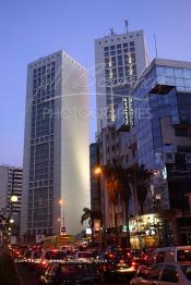 Image du Maroc Professionnelle de  Le Casablanca Twin Center est situé sur le Boulevard Zerktouni, ce quartier fait partie du centre moderne de la ville,  Samedi 10 Février 2007. (Photo / Abdeljalil Bounhar)